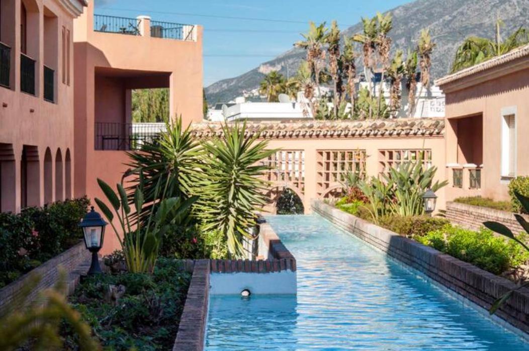 Puerto Banus For 4 - Pool Bbq & Terrace Apartamento *