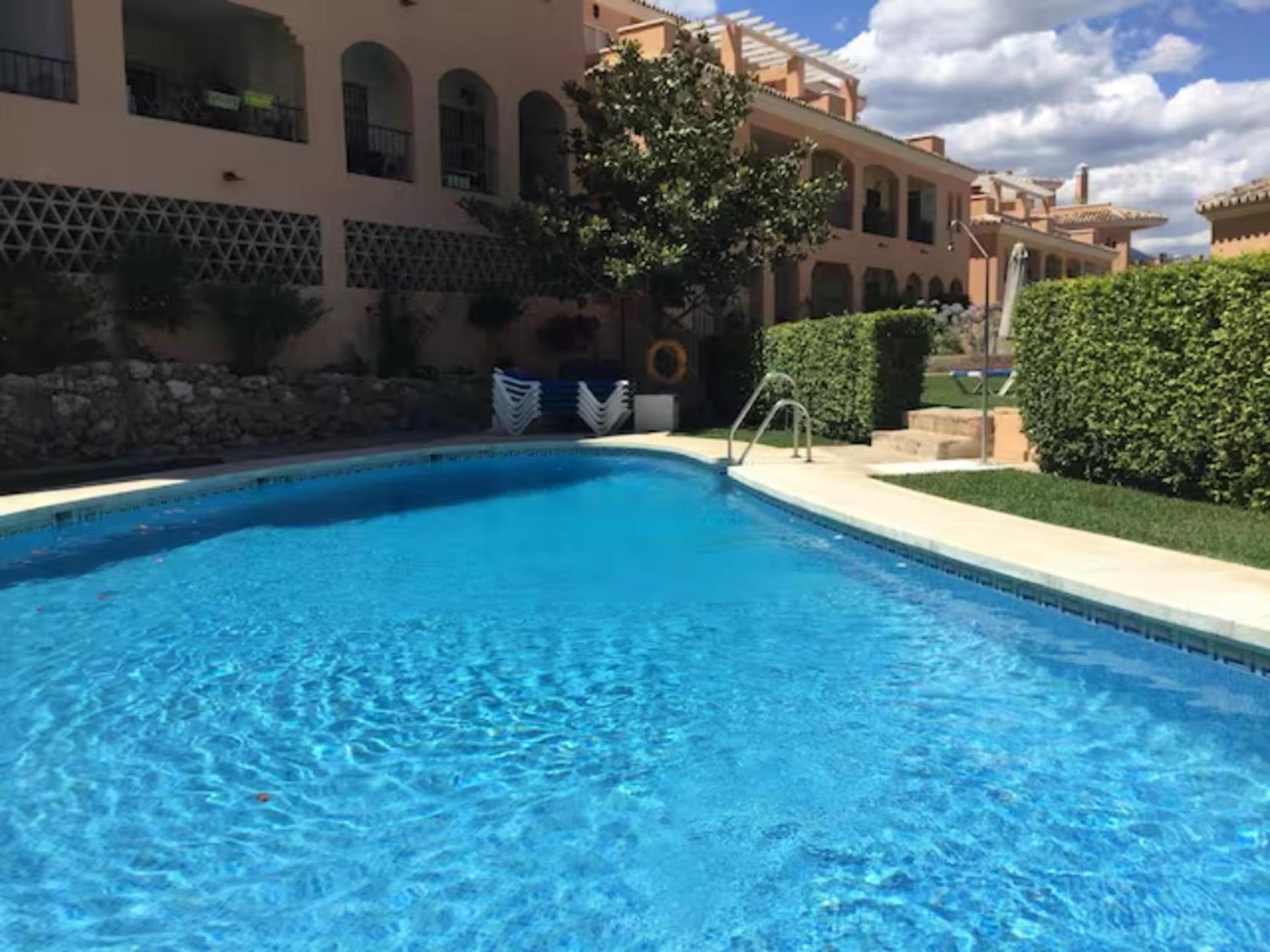 Puerto Banus For 4 - Pool Bbq & Terrace Apartamento